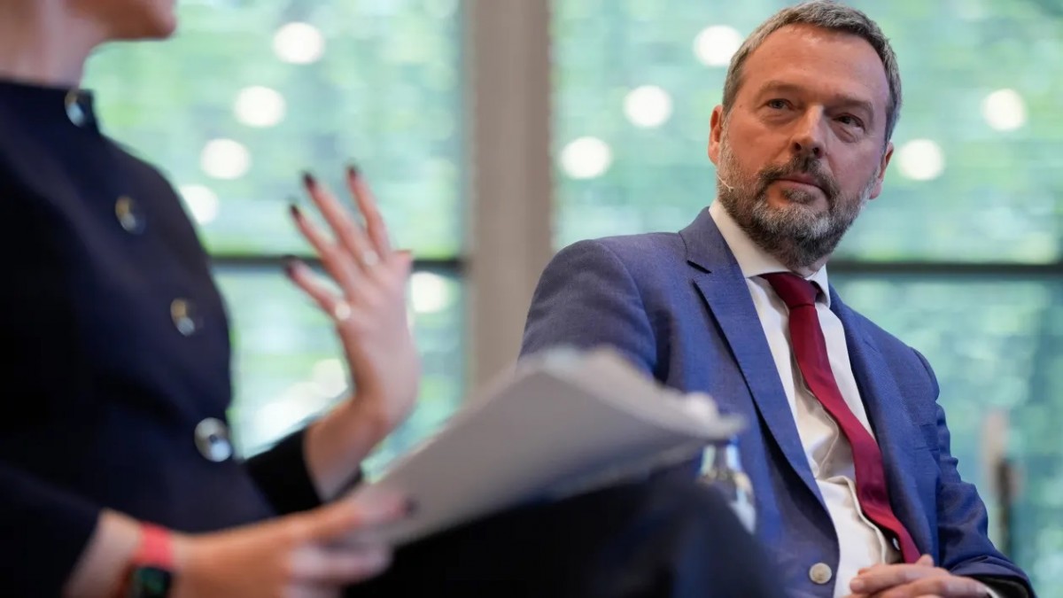 Xung đột ở Trung Đông đặt ra thách thức mới cho các ngân hàng trung ương khi cú sốc giá dầu làm gia tăng lạm phát. Xung đột ở Trung Đông đặt ra thách thức mới cho các ngân hàng trung ương khi cú sốc giá dầu làm gia tăng lạm phát.