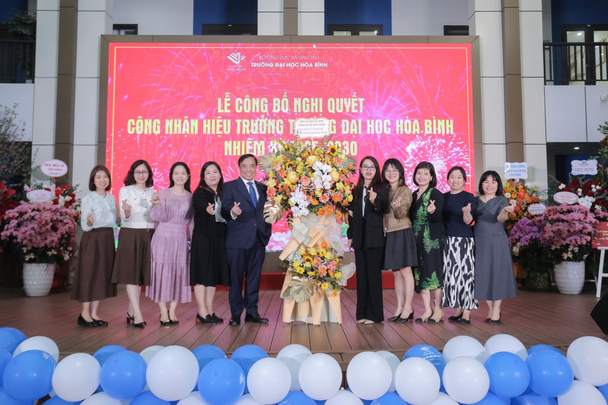 PGS.TS. Bùi Anh Tuấn làm Hiệu trưởng Trường Đại học Hòa Bình
