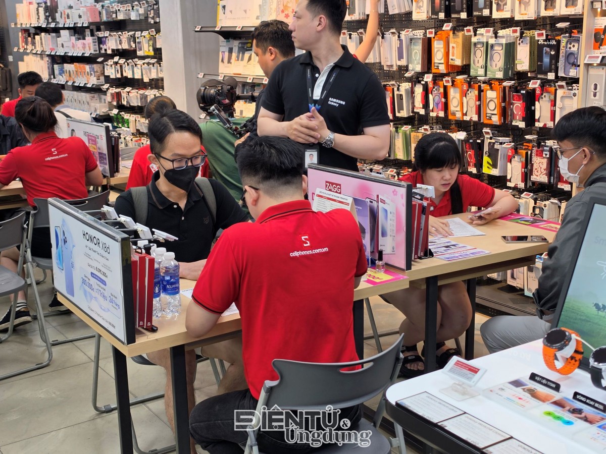 CellphoneS mở bán sớm cho gần 3.000 khách đặt Galaxy S26 Series