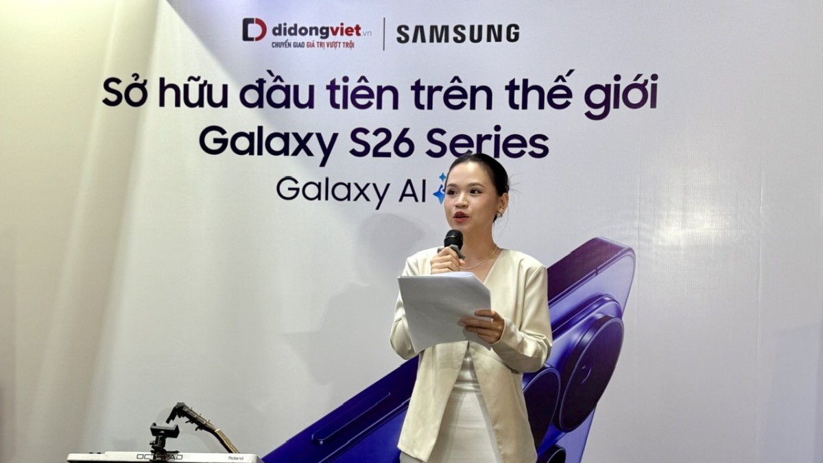 Rất đông nghệ sĩ đã đến Di Động Việt trong đêm nhận Galaxy S26 Series