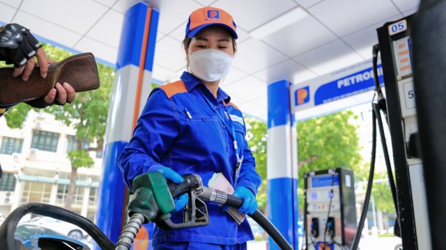 Chính phủ cho phép điều hành giá xăng dầu linh hoạt khi thị trường biến động