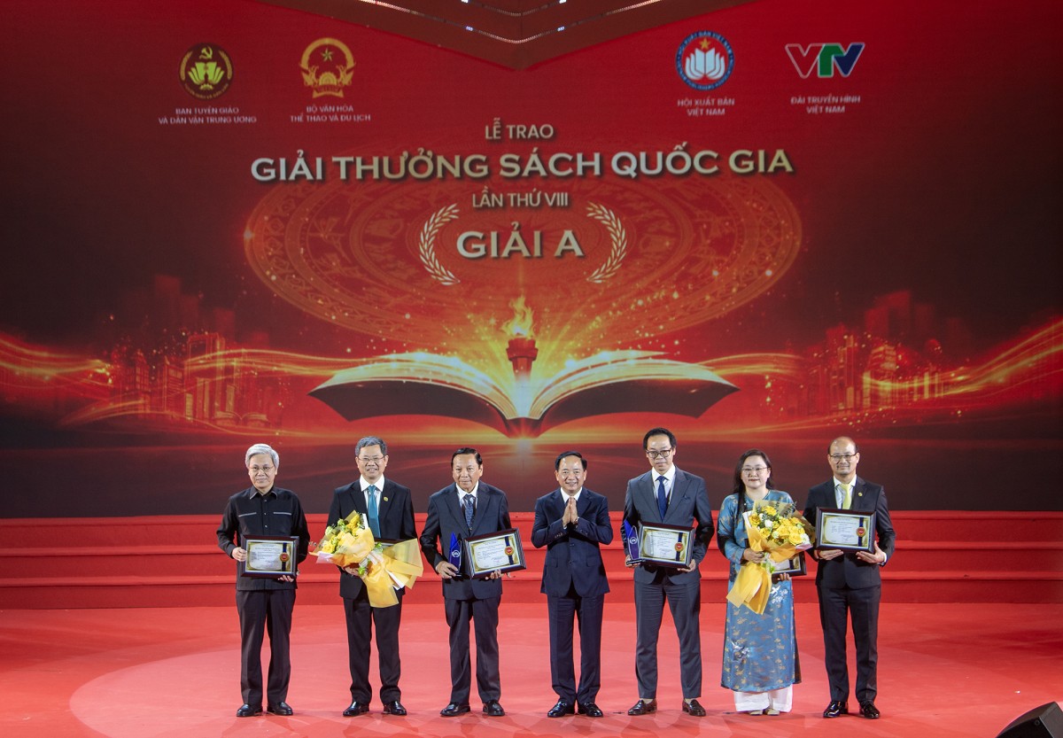 Ổng Trịnh Văn Quyết: Sách kết tinh trí tuệ, bồi đắp tâm hồn con người trong thời đại số