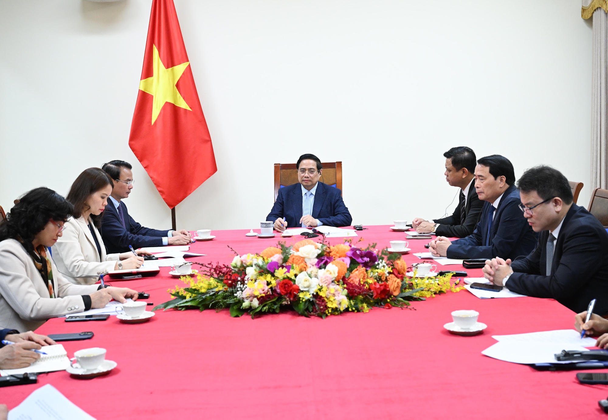 Tổng thống UAE: Sẽ hỗ trợ tối đa nhu cầu năng lượng trước mắt và lâu dài của Việt Nam- Ảnh 2.