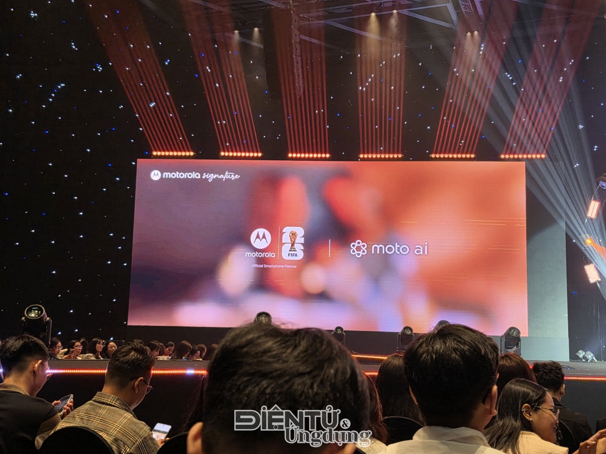 Motorola ra mắt bộ đôi siêu phẩm mới