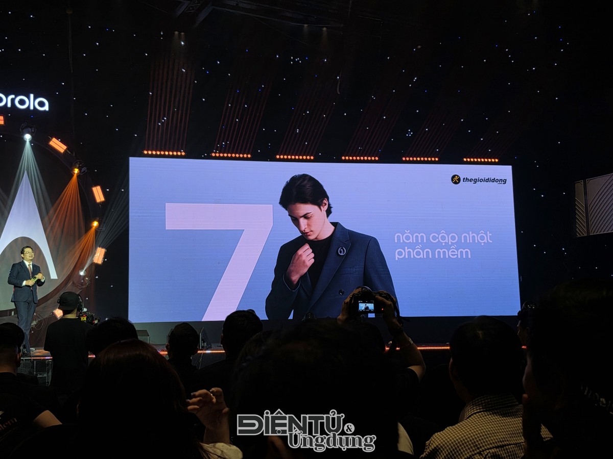 Motorola ra mắt bộ đôi siêu phẩm mới