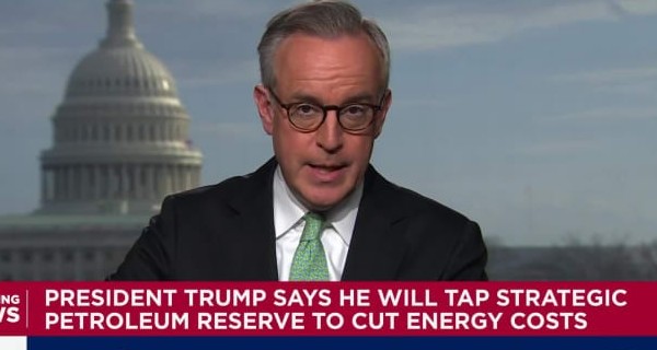 Mỹ xả 172 triệu thùng dầu từ kho dự trữ chiến lược để hạ nhiệt giá năng lượng