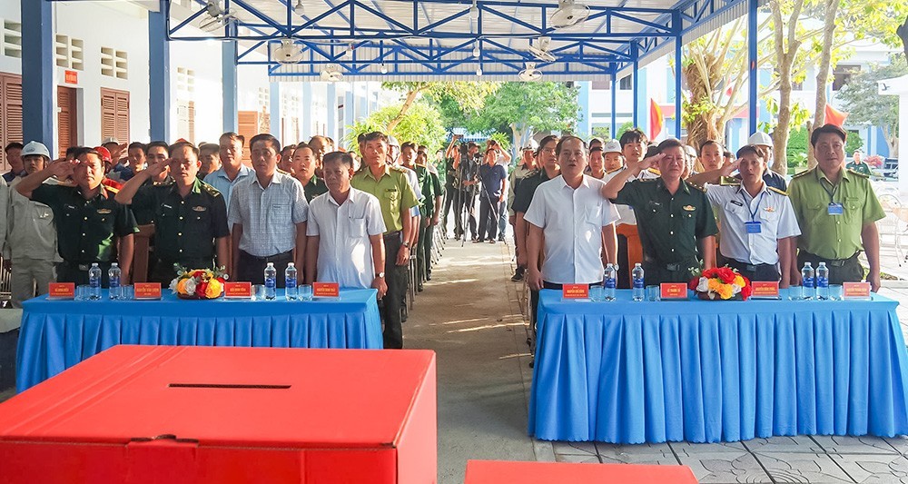 Bầu cử sớm trên các đảo tiền tiêu