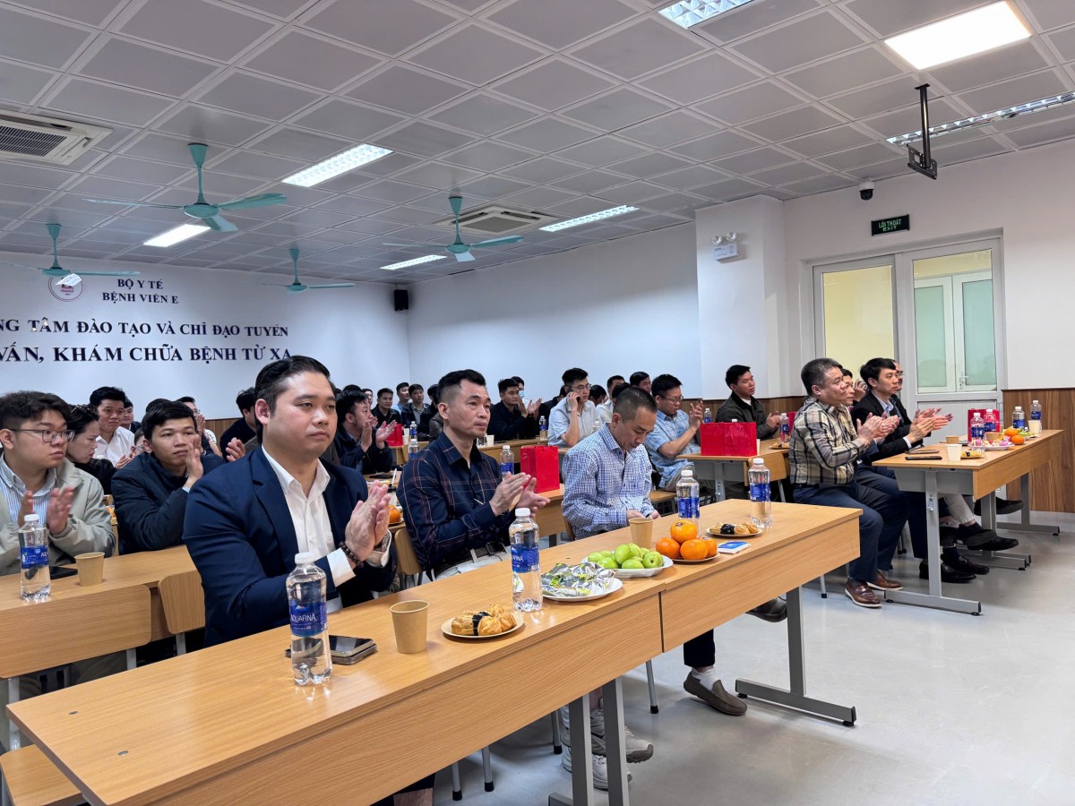 Cập nhật xu thế mới trong phẫu thuật chấn thương chỉnh hình tại Bệnh viện E Cập nhật xu thế mới trong phẫu thuật chấn thương chỉnh hình tại Bệnh viện E