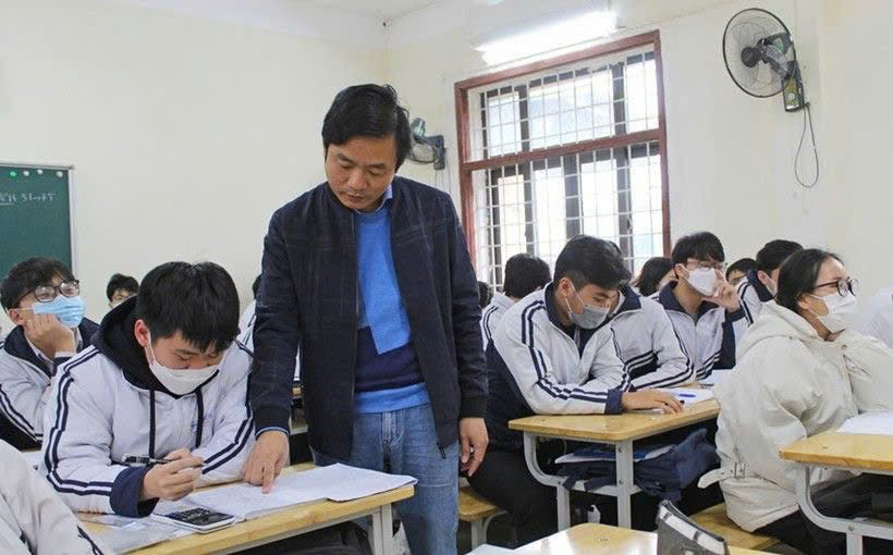 Hà Nội giảm tỷ lệ học sinh vào lớp 10 THPT công lập, lo ngại số thí sinh dự thi tăng vọt