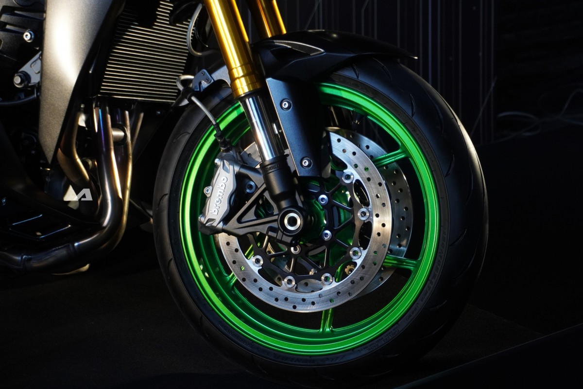 Kawasaki Z1100 SE ra mắt tại Việt Nam với mức giá gây chú ý