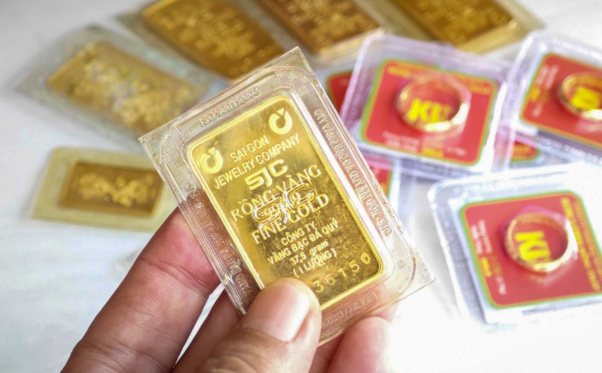 Vàng SJC mất gần 8 triệu đồng/lượng: Nguyên nhân và xu hướng 3 ngày tới