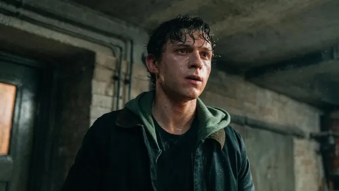 Tom Holland trong vai Spider-Man xuất hiện trong trailer Brand New Day