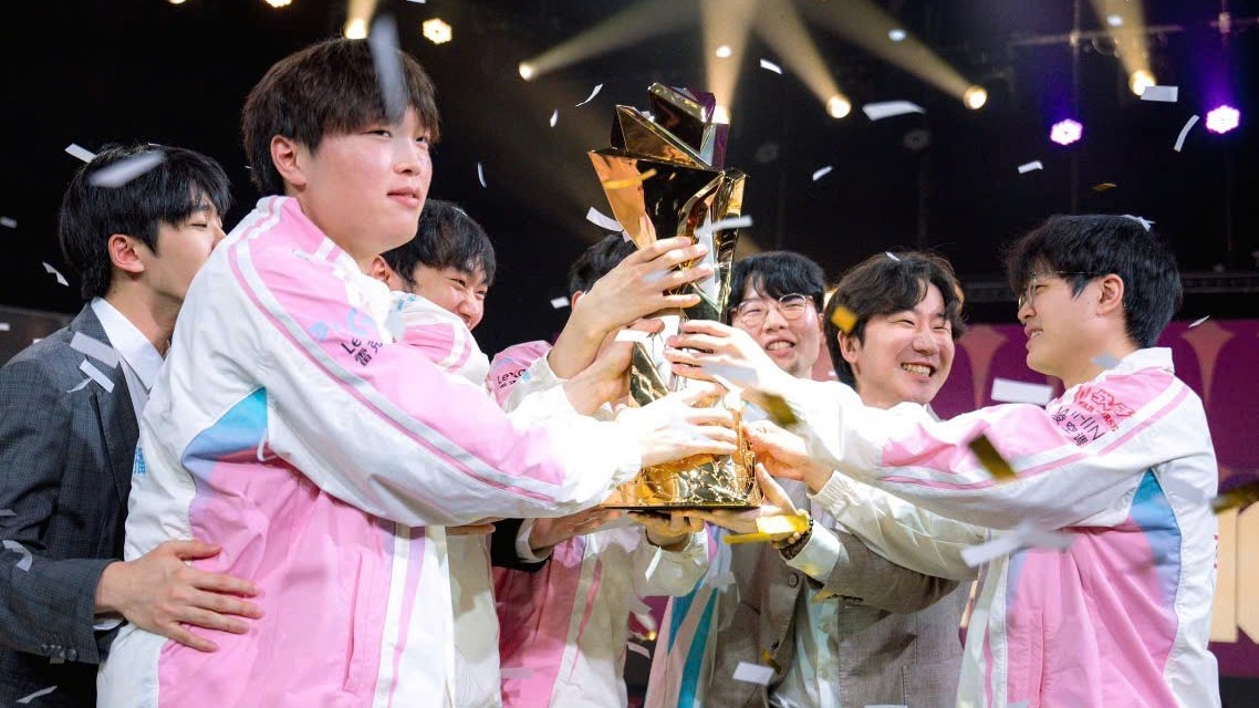 Chung kết First Stand 2026: G2 gục ngã đầy cay đắng, BLG lần đầu xưng vương