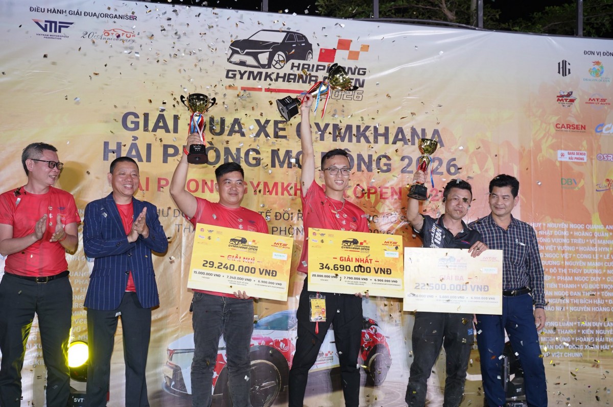 Khoảnh khắc vinh danh các tay đua đạt thành tích cao nhất nội dung Gymkhana, khép lại mùa giải với nhiều cảm xúc bùng nổ.