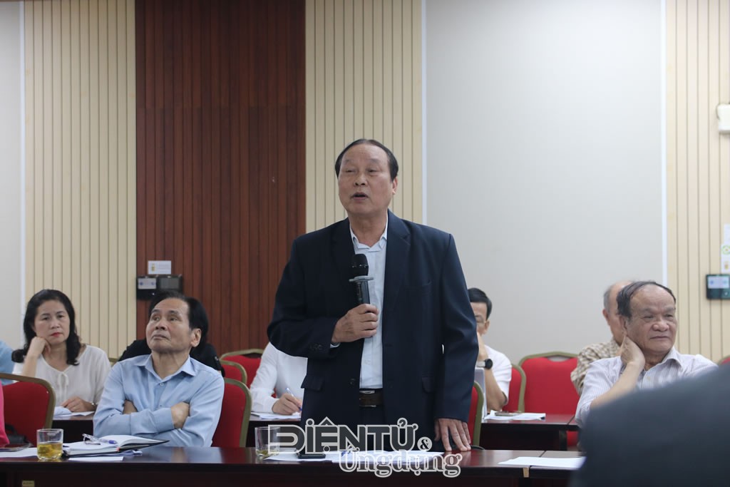 ông Nguyễn Hữu Giới, Chủ tịch Hội Thư viện Việt Nam