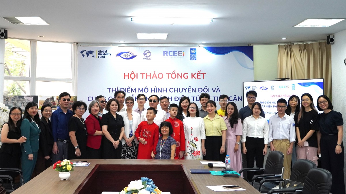 Sách giáo khoa điện tử mở rộng cơ hội học tập cho học sinh khiếm thị tại Việt Nam