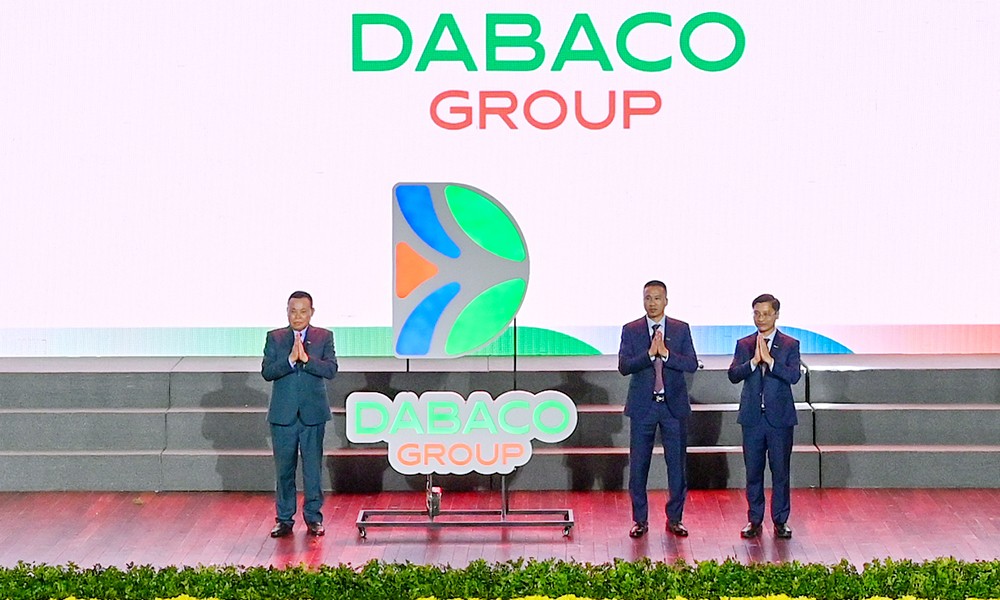Tập đoàn Dabaco Việt Nam ra mắt nhận diện thương hiệu mới, đặt mục tiêu 1,5 tỷ USD Tập đoàn Dabaco Việt Nam ra mắt nhận diện thương hiệu mới, đặt mục tiêu 1,5 tỷ USD