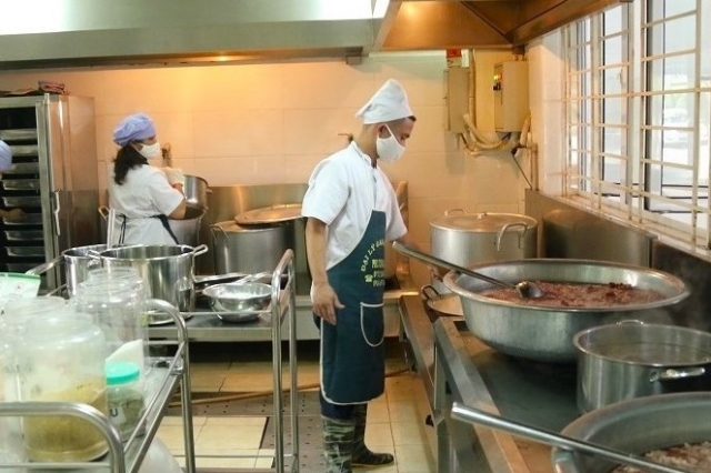 Thịt lợn bệnh đưa vào nhiều trường học trên địa bàn Hà Nội