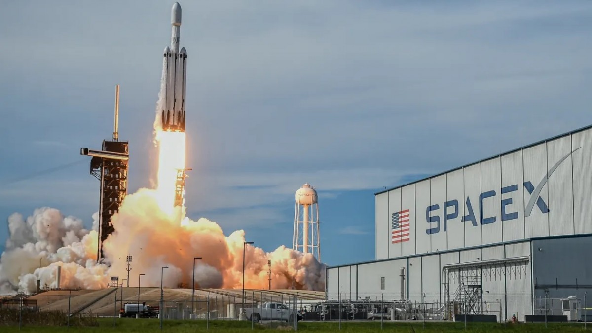 SpaceX bí mật nộp hồ sơ IPO, có thể trở thành đợt phát hành cổ phiếu lớn nhất lịch sử