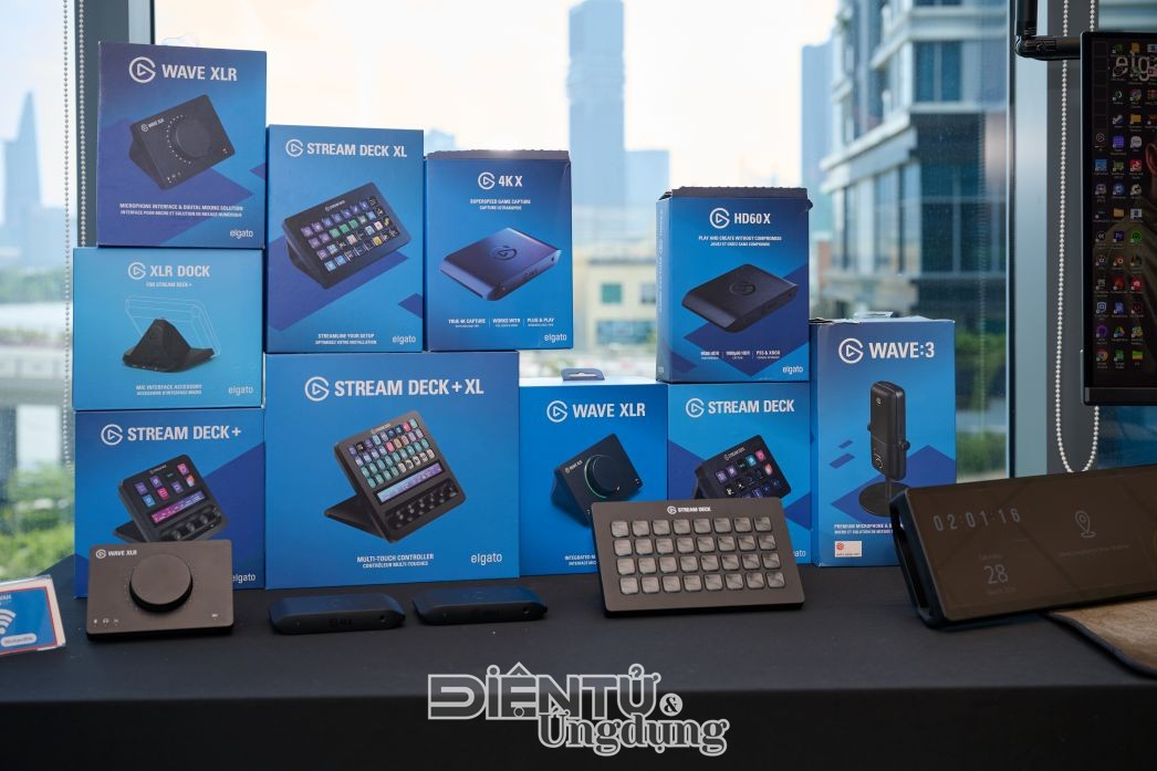 Cùng Elgato setup góc làm việc cho Content Creator Cùng Elgato setup góc làm việc cho Content Creator