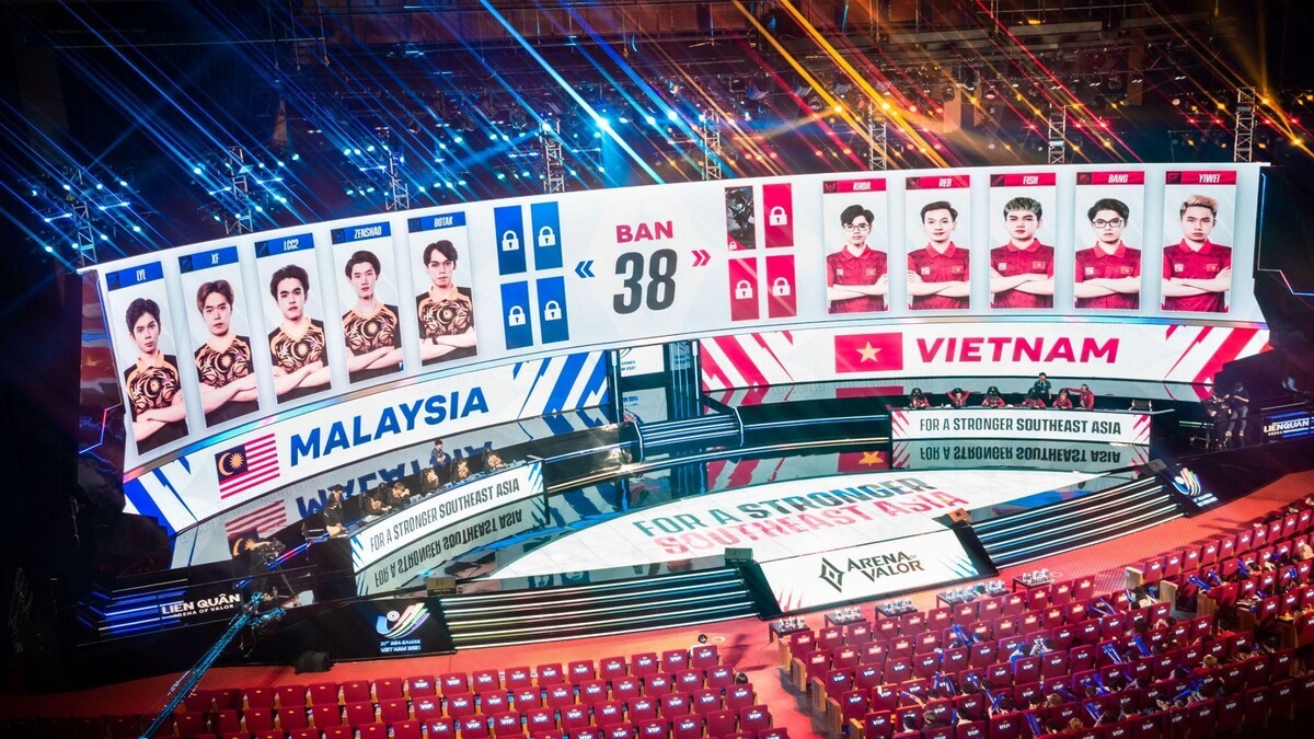 Trước khi SNC ra đời, đội tuyển Esports quốc gia chủ yếu tham gia thi đấu tại SEA Games