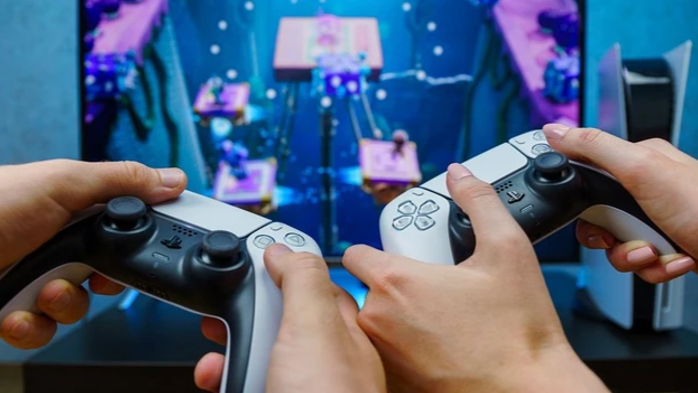 Doanh thu chênh lệch đặt ra cho PlayStation bài toán về sự cân bằng giữa mở rộng và kiểm soát Doanh thu chênh lệch đặt ra cho PlayStation bài toán về sự cân bằng giữa mở rộng và kiểm soát