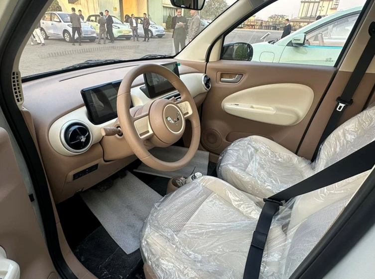 Thiết kế khoang lái của Wuling Macaron 2026. Ảnh: Đại lý Thiết kế khoang lái của Wuling Macaron 2026. Ảnh: Đại lý