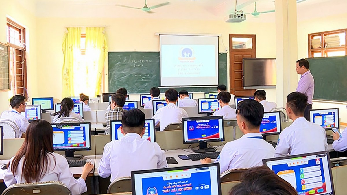 Hà Nội đẩy mạnh ứng dụng công nghệ thông tin trong quản lý, giáo dục đối tượng tại địa bàn cơ sở