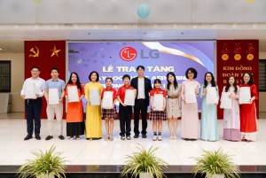 Nâng cao sức khỏe học đường, LG trao tặng 70 máy lọc không khí