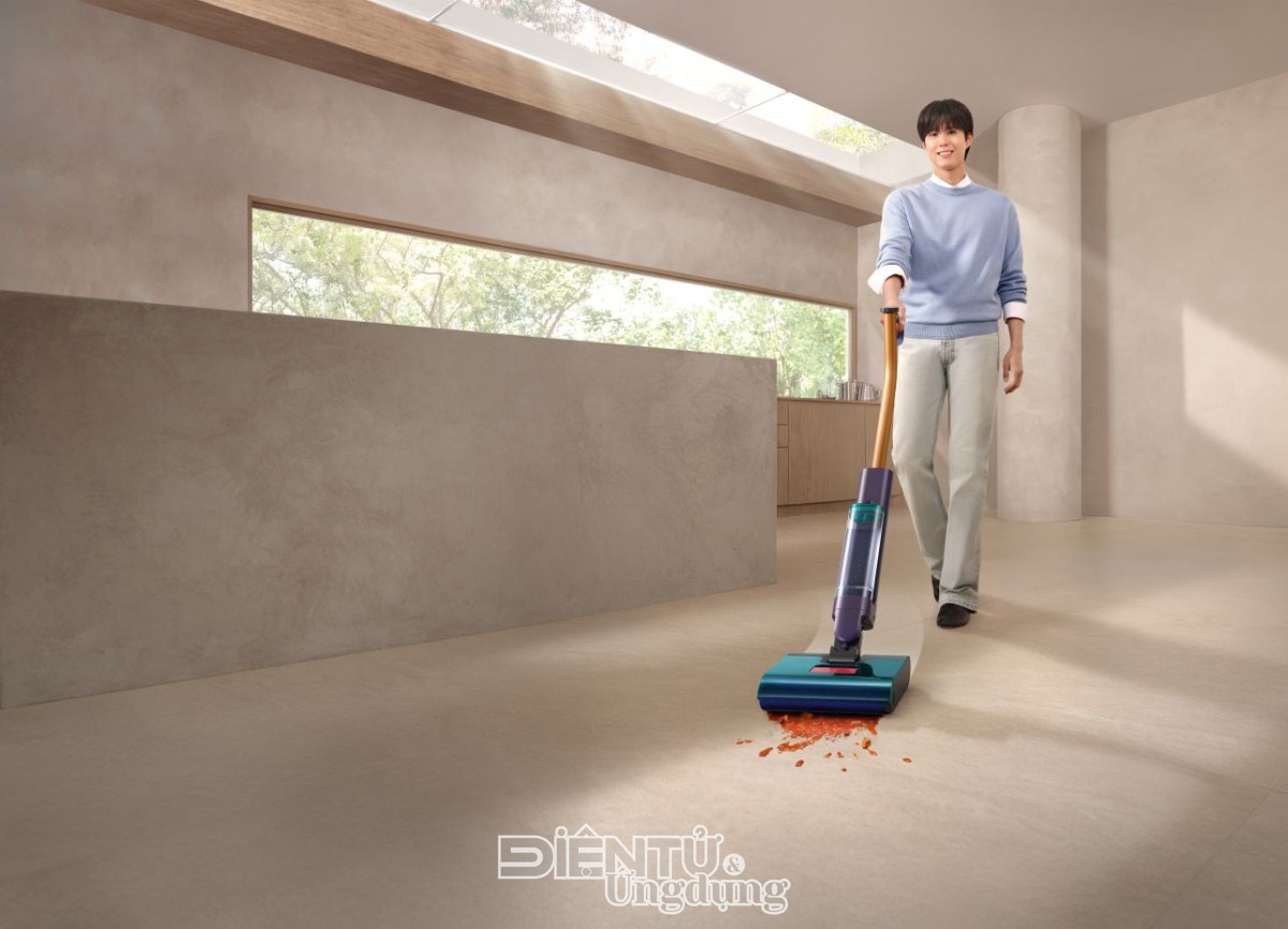 Park Bo Gum, gương mặt mới của Dyson toàn cầu