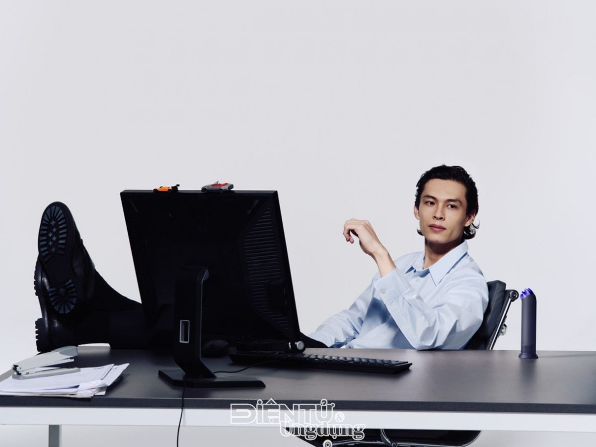 Dyson ra mắt HushJet™ Mini Cool Fan