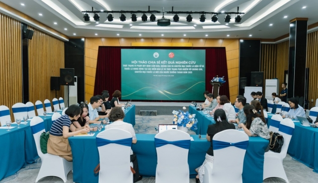 Quảng cáo thuốc lá điện tử vẫn tràn lan trên mạng sau lệnh cấm