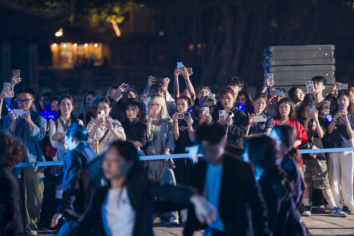 EU và thế hệ trẻ Việt Nam kết nối vì tương lai bền vững qua vũ đạo Nước