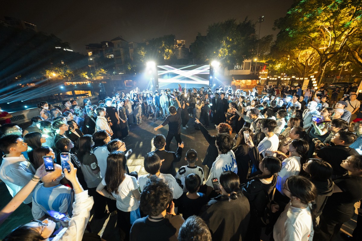 EU và thế hệ trẻ Việt Nam kết nối vì tương lai bền vững qua vũ đạo 'Nước'