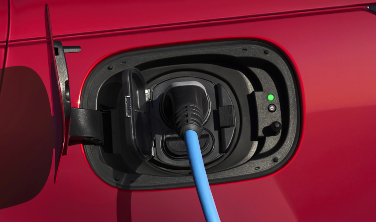 Cổng sạc điện trên Range Rover Sport 2026 bản PHEV mới. Ảnh: LandRoverVN Cổng sạc điện trên Range Rover Sport 2026 bản PHEV mới. Ảnh: LandRoverVN