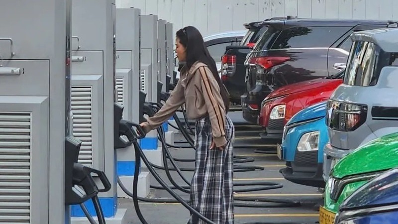 Đề xuất gia hạn thuế suất thuế tiêu thụ đặc biệt với xe ô tô điện đến hết năm 2030