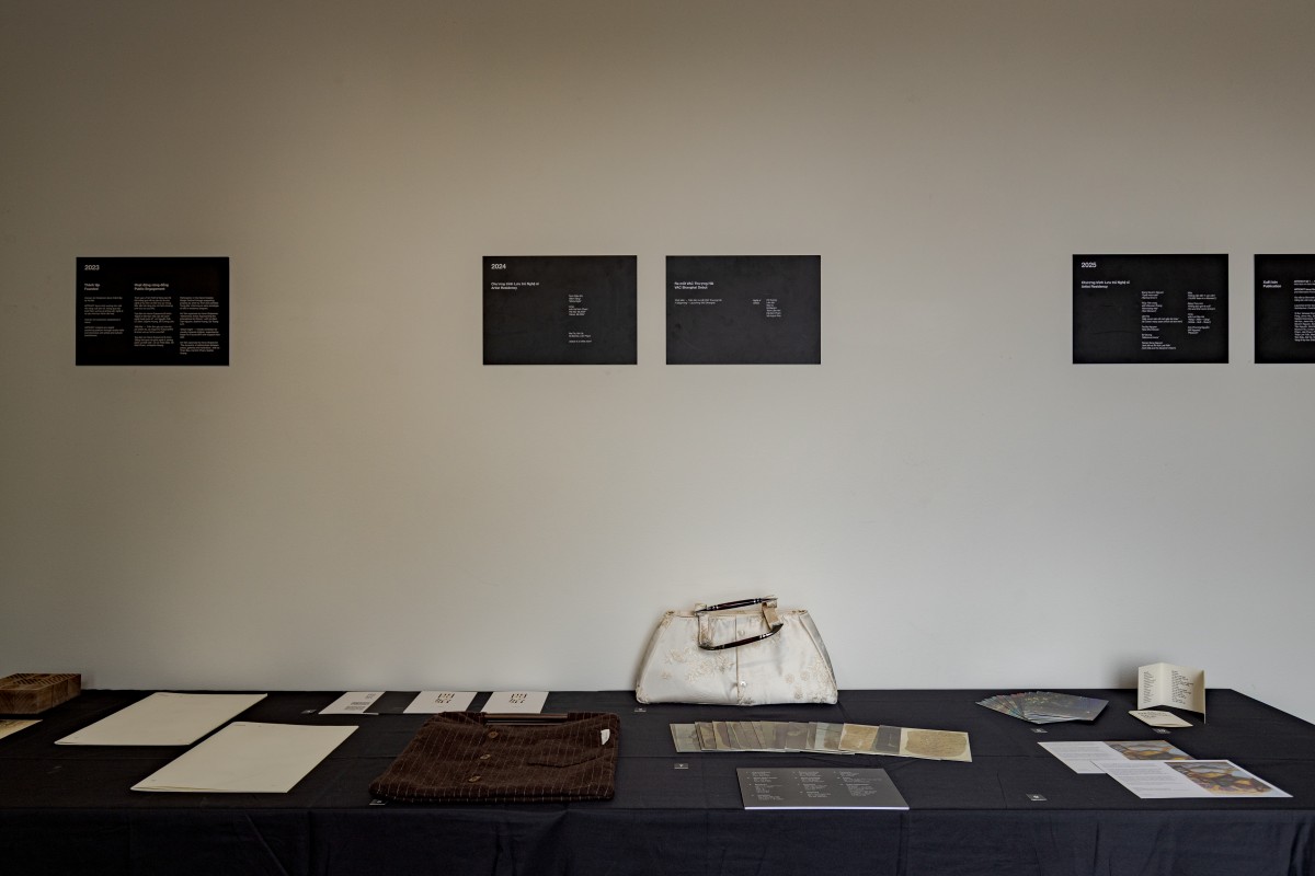 Triển lãm 'Thầm thì' mở ra đối thoại nghệ thuật đương đại tại Hà Nội Triển lãm 'Thầm thì' mở ra đối thoại nghệ thuật đương đại tại Hà Nội