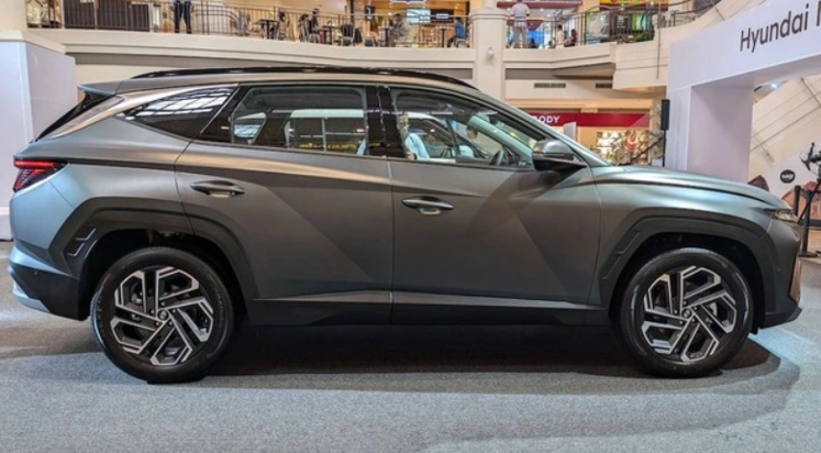 Sự xuất hiện của Hyundai Tucson Hybrid phản ánh xu hướng điện hóa của thị trường xe Việt. Ảnh: HYUNDAI Sự xuất hiện của Hyundai Tucson Hybrid phản ánh xu hướng điện hóa của thị trường xe Việt. Ảnh: HYUNDAI