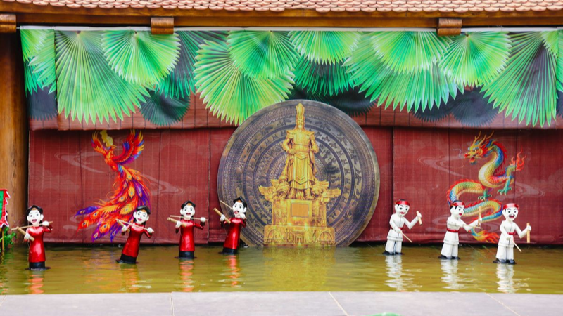 Tích trò “Du xuân trẩy hội Đền Hùng”. Ảnh: Thu Hương