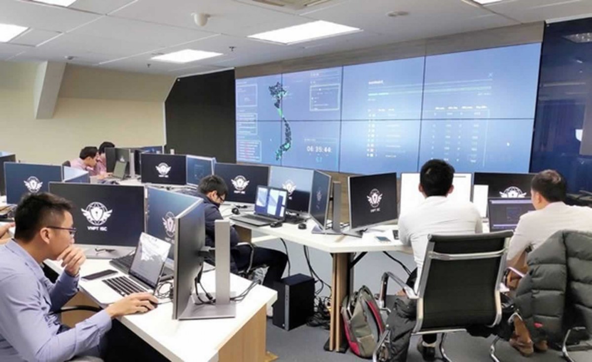 Một Trung tâm điều hành an ninh mạng tại Việt Nam. Ảnh: Bộ KHCN