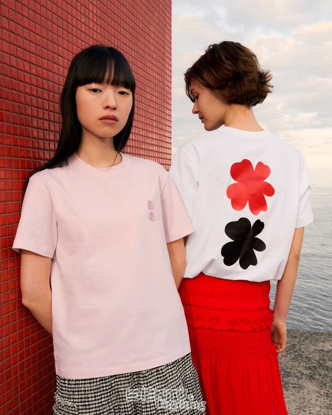 UNIQLO lần đầu ra mắt BST kết hợp cùng NTK Cecilie Bahnsen