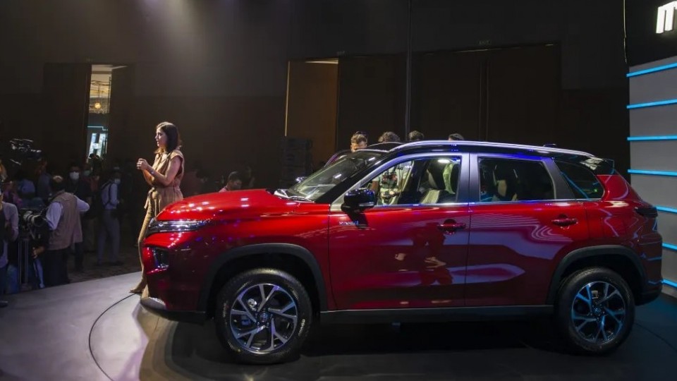 Xe hybrid tăng tốc tại Ấn Độ, hãng xe Nhật chiếm ưu thế