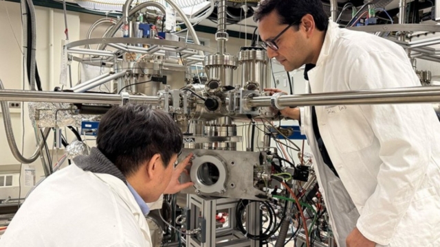 Các nhà khoa học Mỹ tinh chỉnh kim loại ở cấp nguyên tử, tạo nền cho chip bán dẫn mới