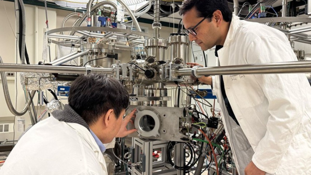 Các nhà khoa học Mỹ tinh chỉnh kim loại ở cấp nguyên tử, tạo nền cho chip bán dẫn mới