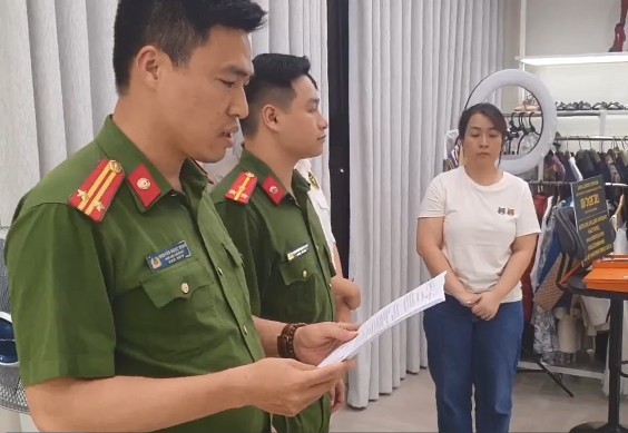 Chủ shop online doanh thu 835 tỷ bị truy tố trốn thuế
