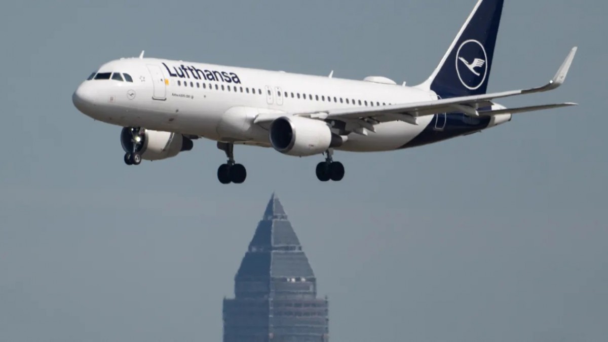 Lufthansa lỗ vì giá nhiên liệu tăng do xung đột Trung Đông