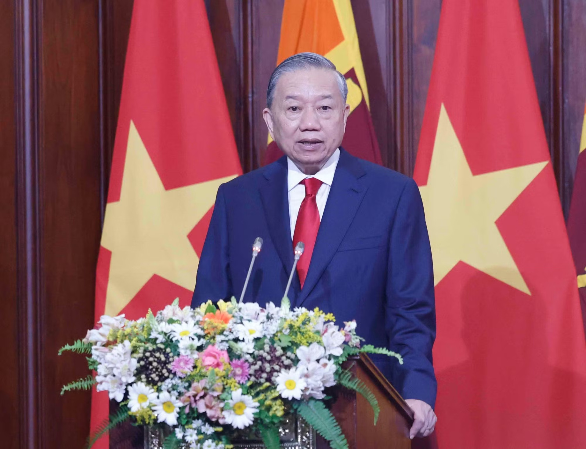 vna potal tong bi thu chu tich nuoc to lam va tong thong anura kumara dissanayake gap go bao chi 8748520.jpg