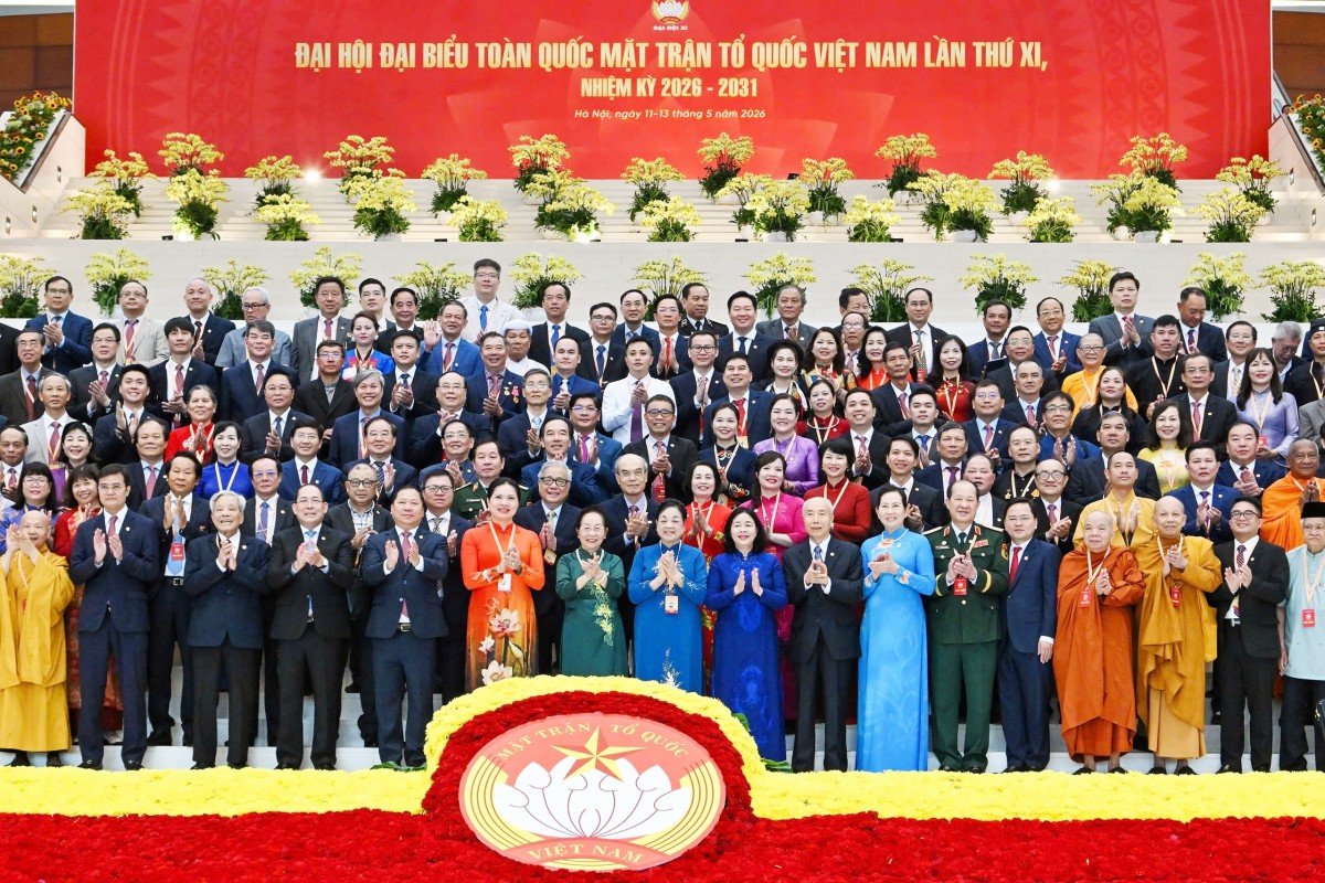 Các đại biểu chụp ảnh lưu niệm tại Đại hội. Các đại biểu chụp ảnh lưu niệm tại Đại hội.