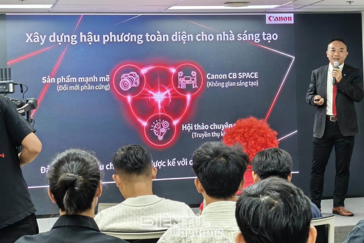 Canon ra mắt máy quay EOS R6 V & ống kính Power Zoom dòng L