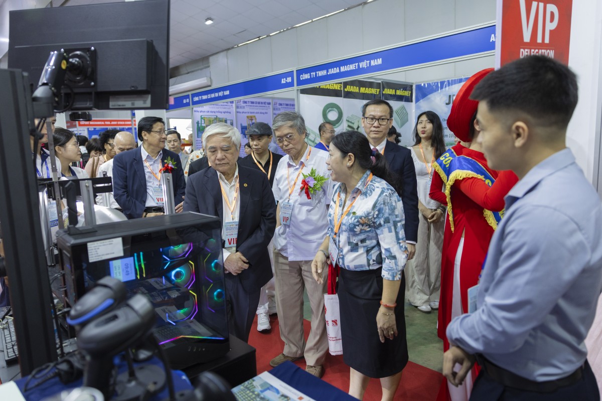 Hơn 350 gian hàng công nghệ công nghiệp trưng bày tại VINAMAC EXPO 2026 Hơn 350 gian hàng công nghệ công nghiệp trưng bày tại VINAMAC EXPO 2026
